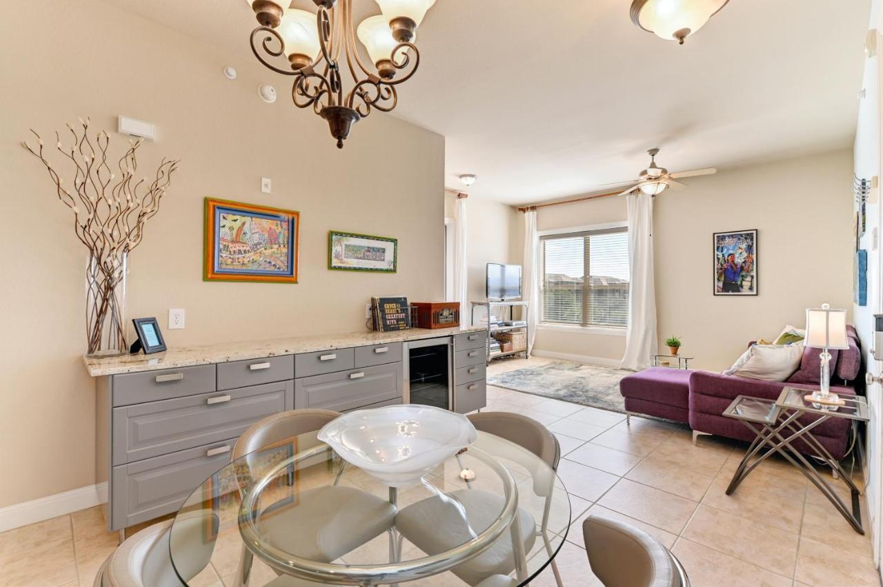 Stylish Corner Condo With Incredible Views Of Lake Lbj With Large Outdoor Patioホースシュー・ベイ エクステリア 写真